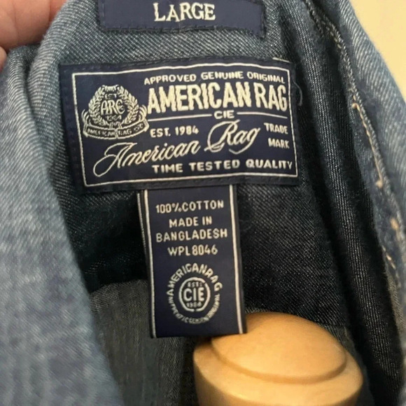 Classy Stylish Blue Jean Button up shirt- American Rag CIE-size L - Picture 3 of 3